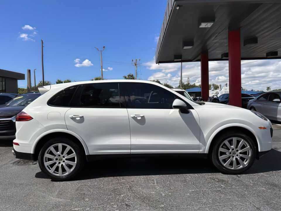 2017 Porsche Cayenne