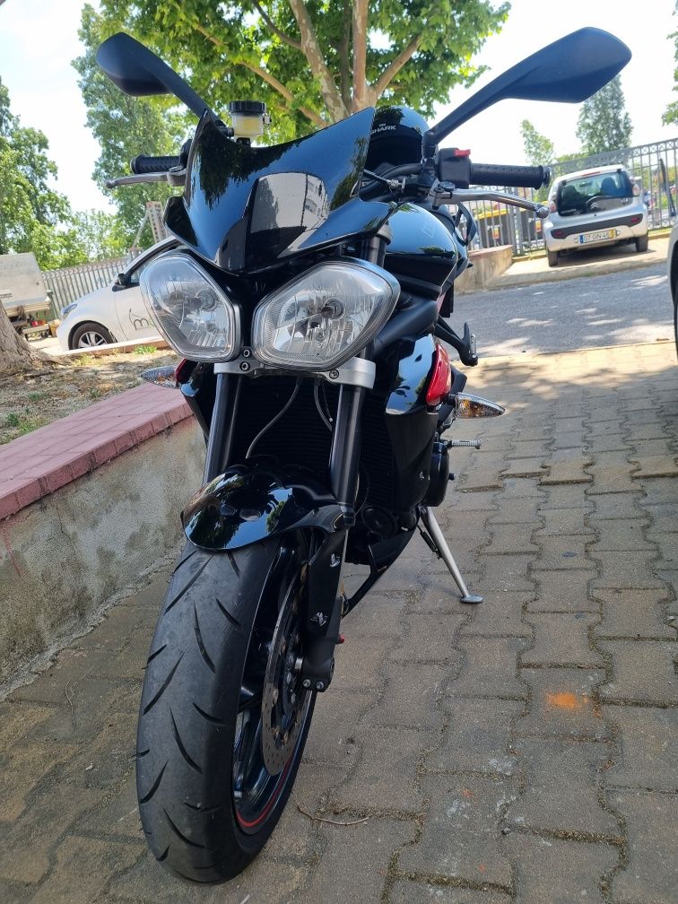 Triumph Street Triple R