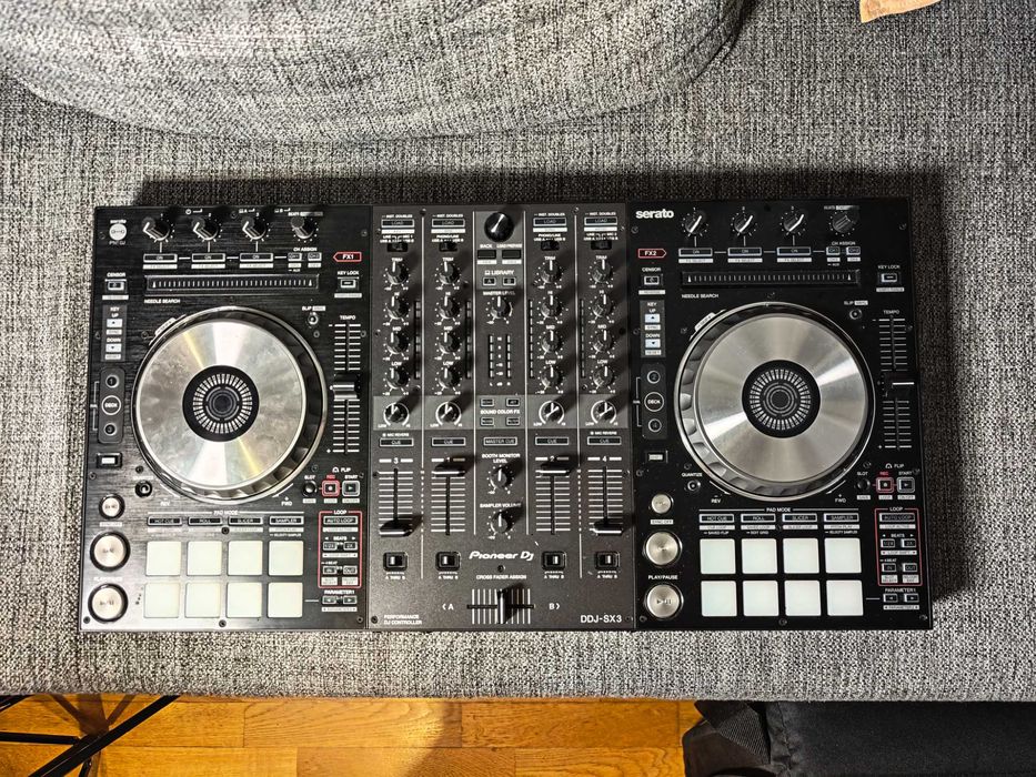 Kontroler Pioneer DDJ SX3 Serato