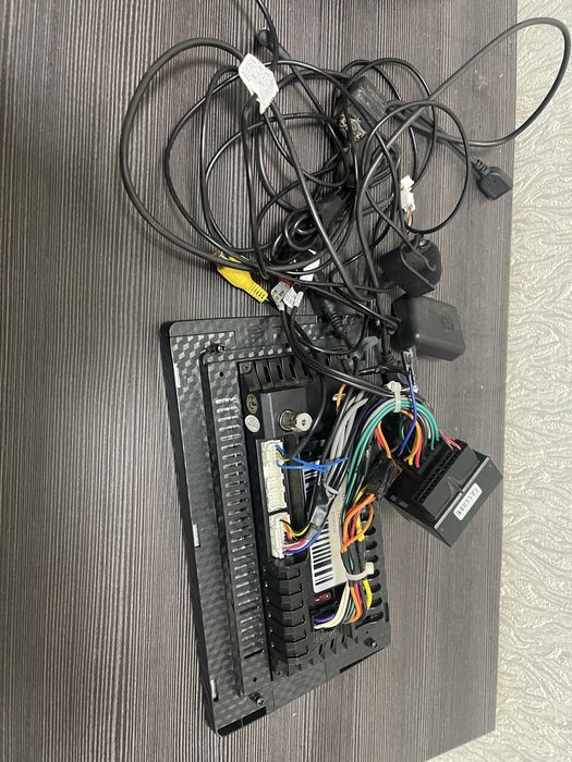 Автомагнитола 7/9 дюймов 3/32гб 8 Ядер Android 14 CarPlay/Android Auto