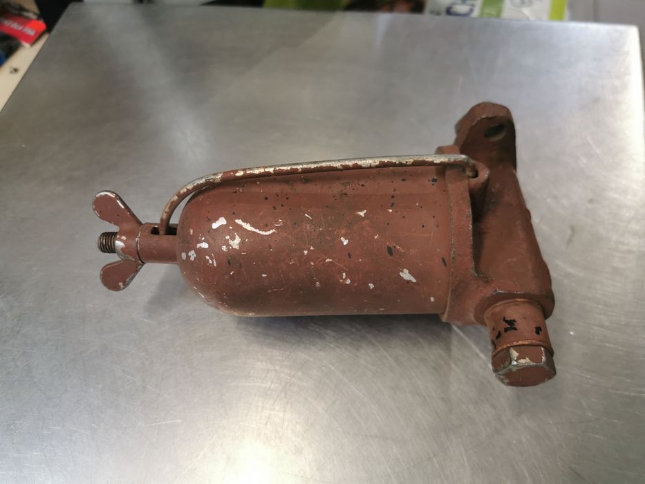 Odatojnik separator paliwa Białoruś, MTZ, JUMZ