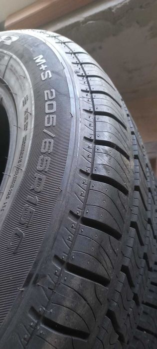 Opony zimowe 205/65 R15C