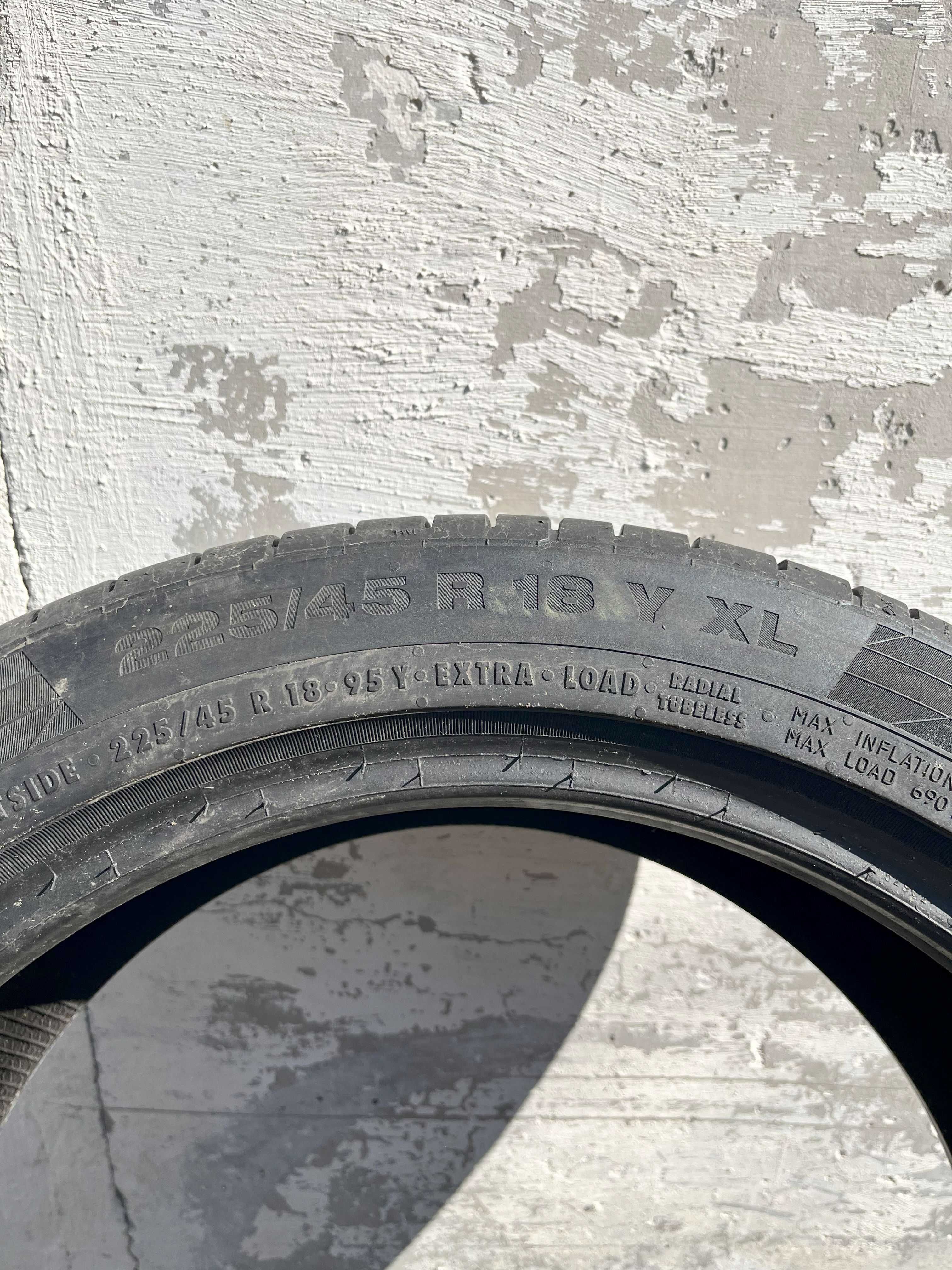 Резина 225/45 R18 CONTINENTAL ContiSportContact 3 SSR Лето Пара