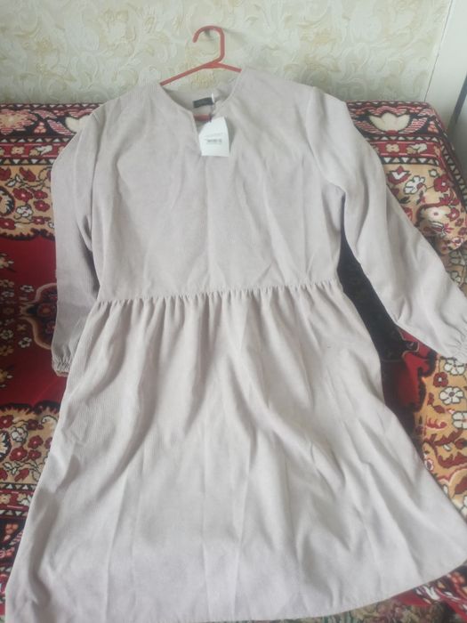 Бежева  вельветова сукня 46-48 розмір