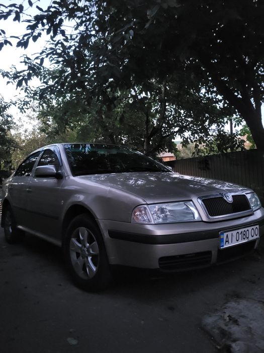 Шкода Октавія Tour 1.8 t.