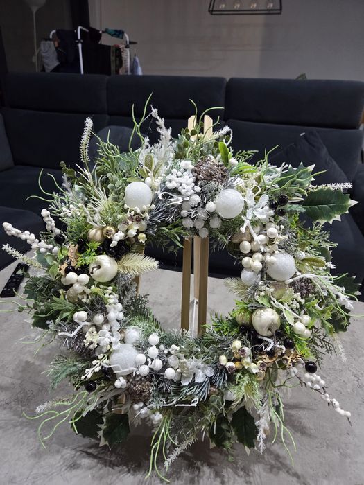 Elegancki Wianek Świąteczny