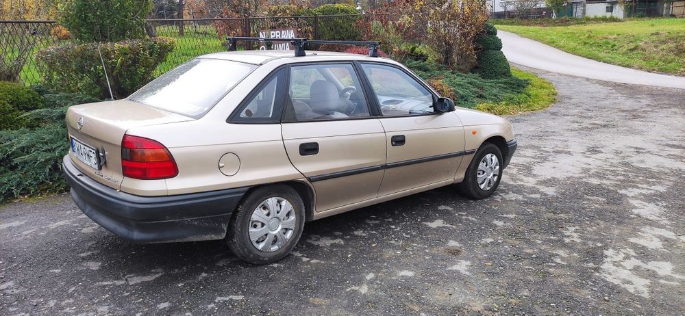 Sprzedam Opel Astra!! Mały przebieg!