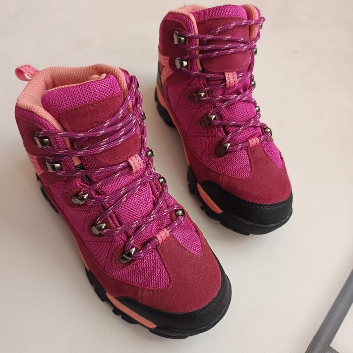 Оригінальні Mountain Warehouse в  стані нових р35