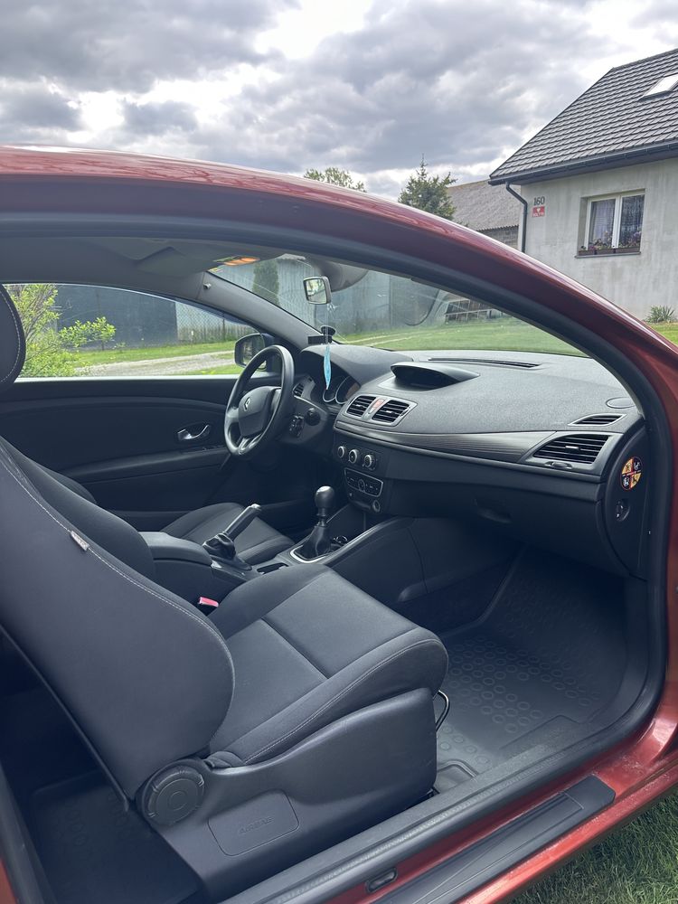 Renault Megane III coupé 1.6 + gaz