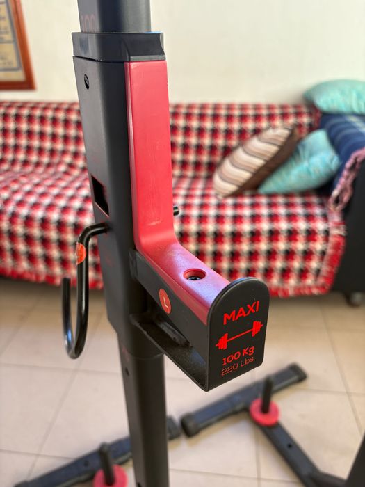 Rack de ginásio para agachamento/supino