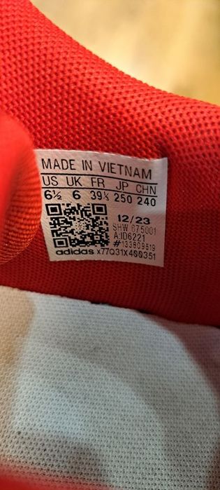 Buty  adidas rozm. 39 i 1,3