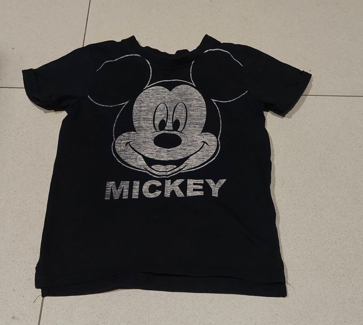 T-shirt Primark.