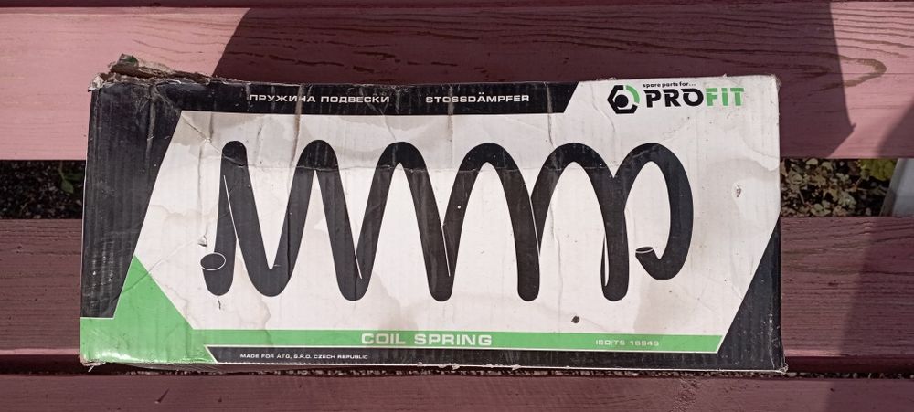 Пружини підвіски Mercedes Benz W 210
