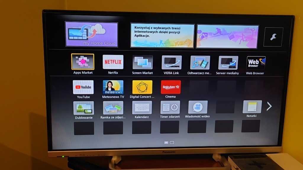 SMART TV LED 42 cale DVB-T You- Tube Netflix Wi-Fi