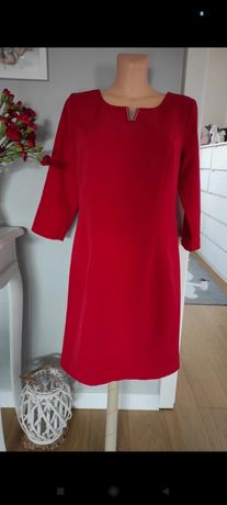 Czerwona sukienka firmy Vubu