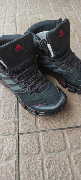 Кросівки термо високі,утеплені.