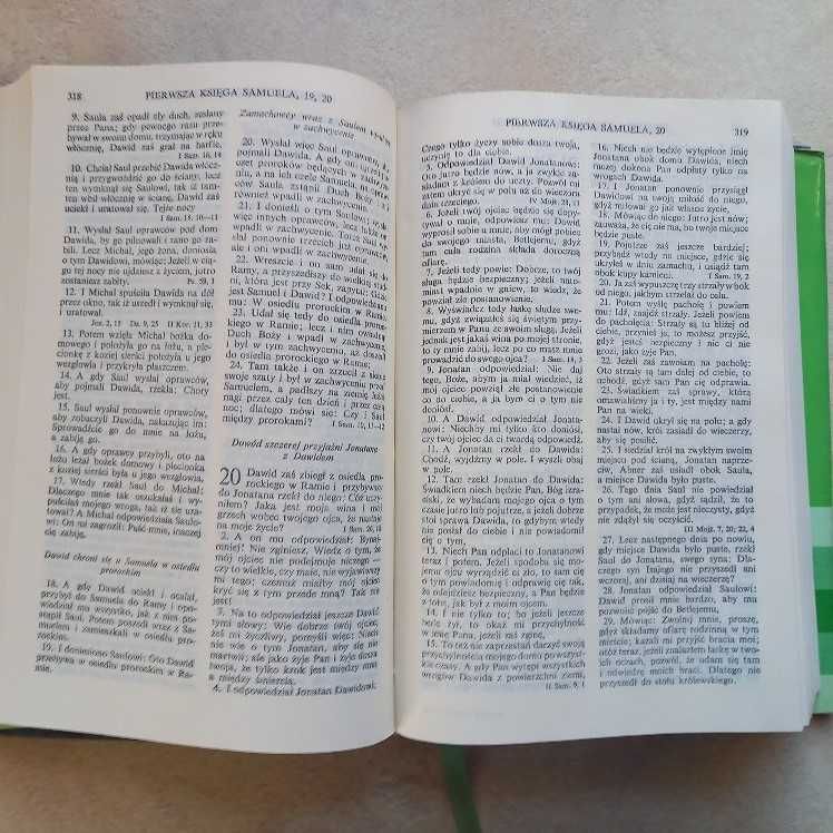 Pismo Świete Biblia Warszawska -wyd.1981-średni format