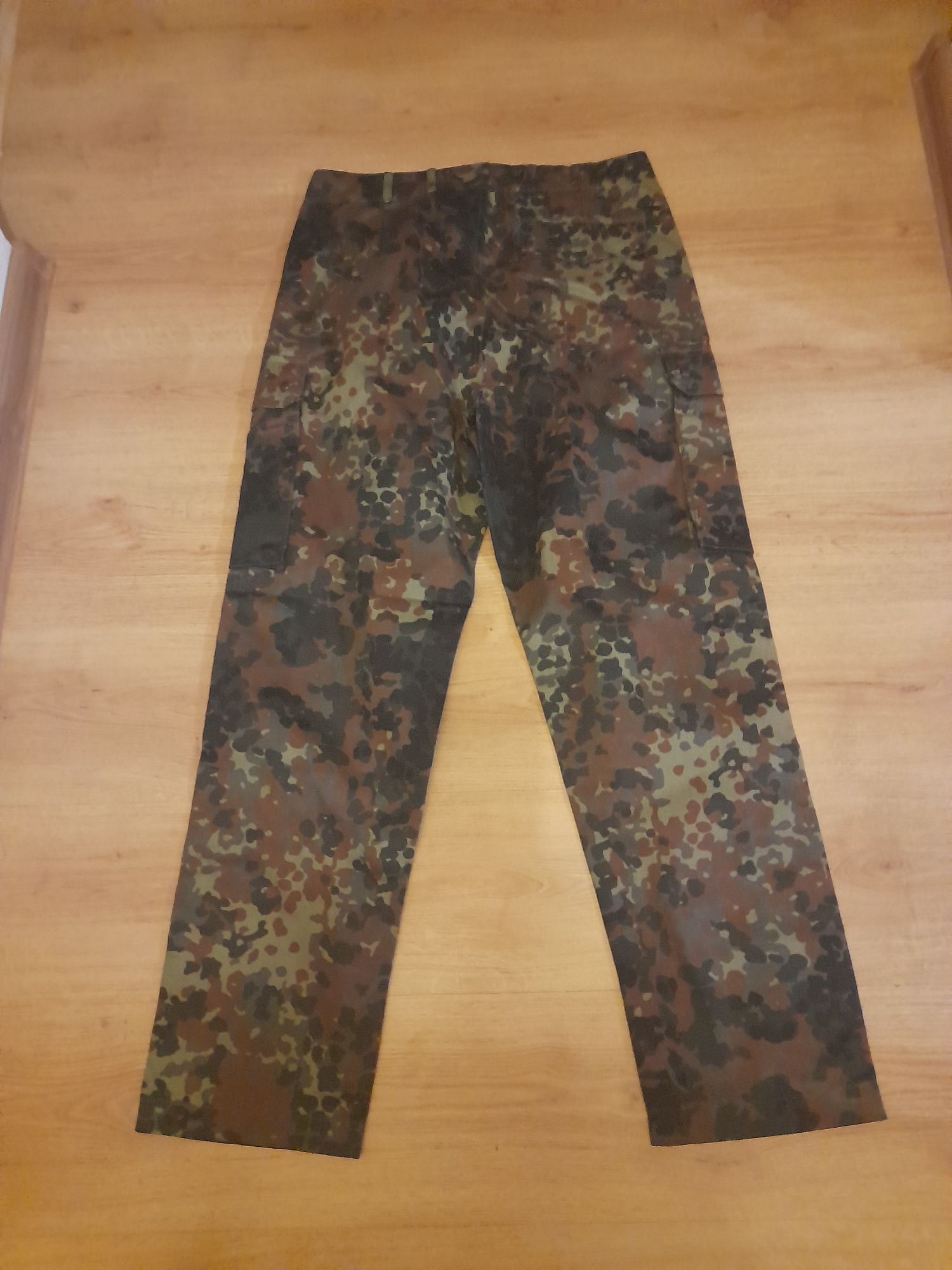 Spodnie flecktarn roz pasa 90cm.