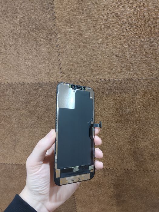 Дисплей iPhone 12 pro max без нюансов, всё работает