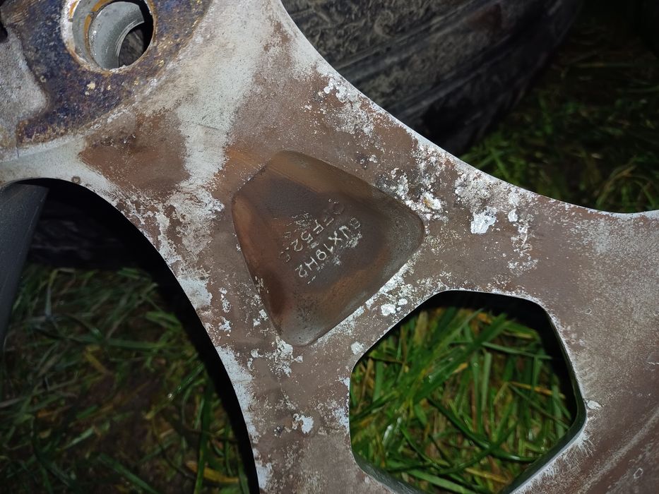 Felgi 19 cali 5x108  ET 52.5