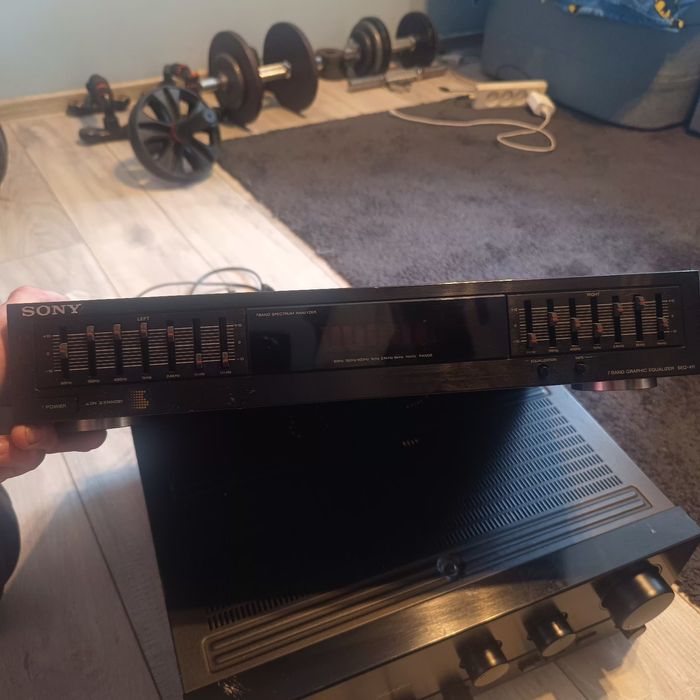 Wzmacniacz Pioneer i korektor Sony