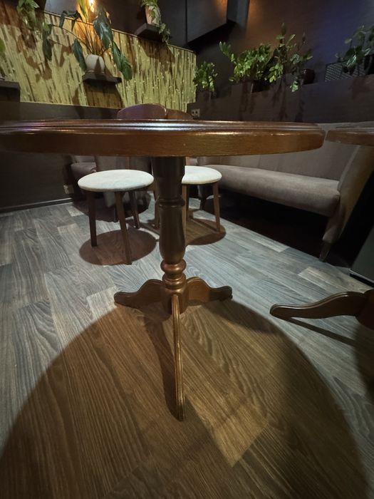 Круглий стіл дерево 65см діаметр 2шт