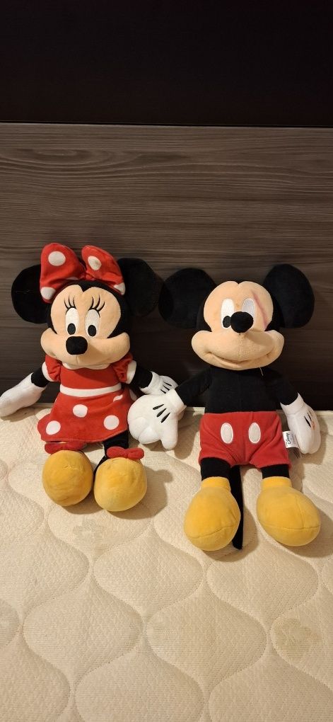 Vendo Mickey e Minnie