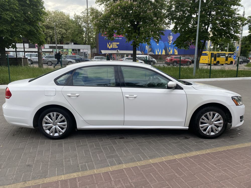 Volkswagen Passat 2013 2,5 gas/benz