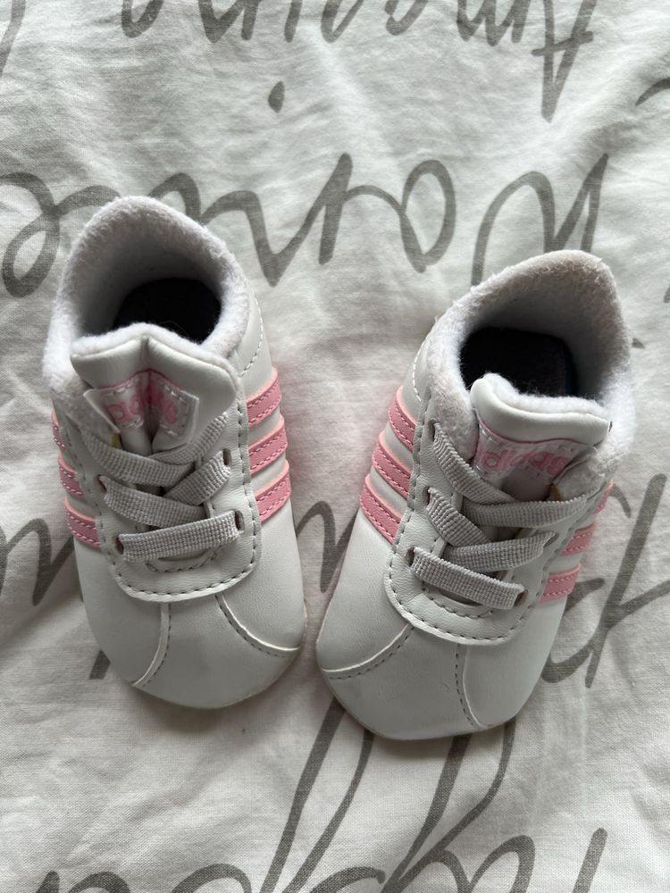 Buty niechodki adidas