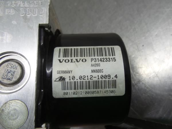 ABS VOLVO V40 Cross Country (526)