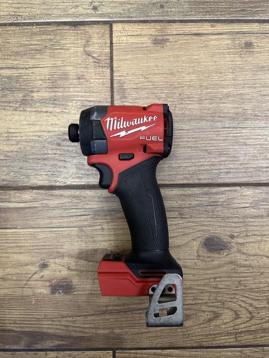 Zakrętarka udarowa Milwaukee M18 FID3 | 226Nm | 2024r.