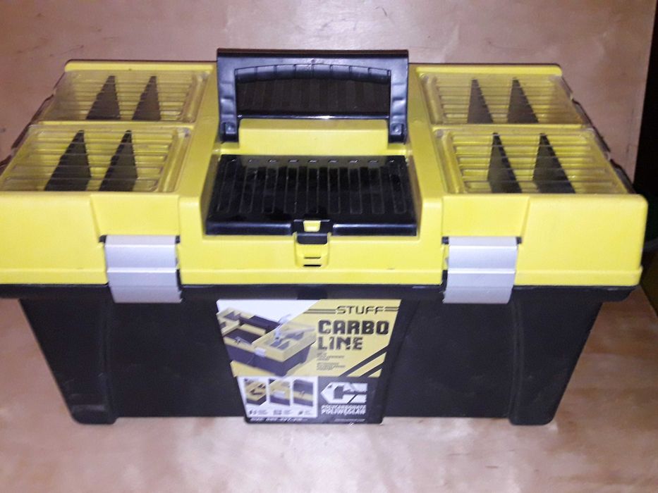 skrzynka narzędziowa Stuff Carbo Line 26'' o wym 595 x 337 x 316 mm