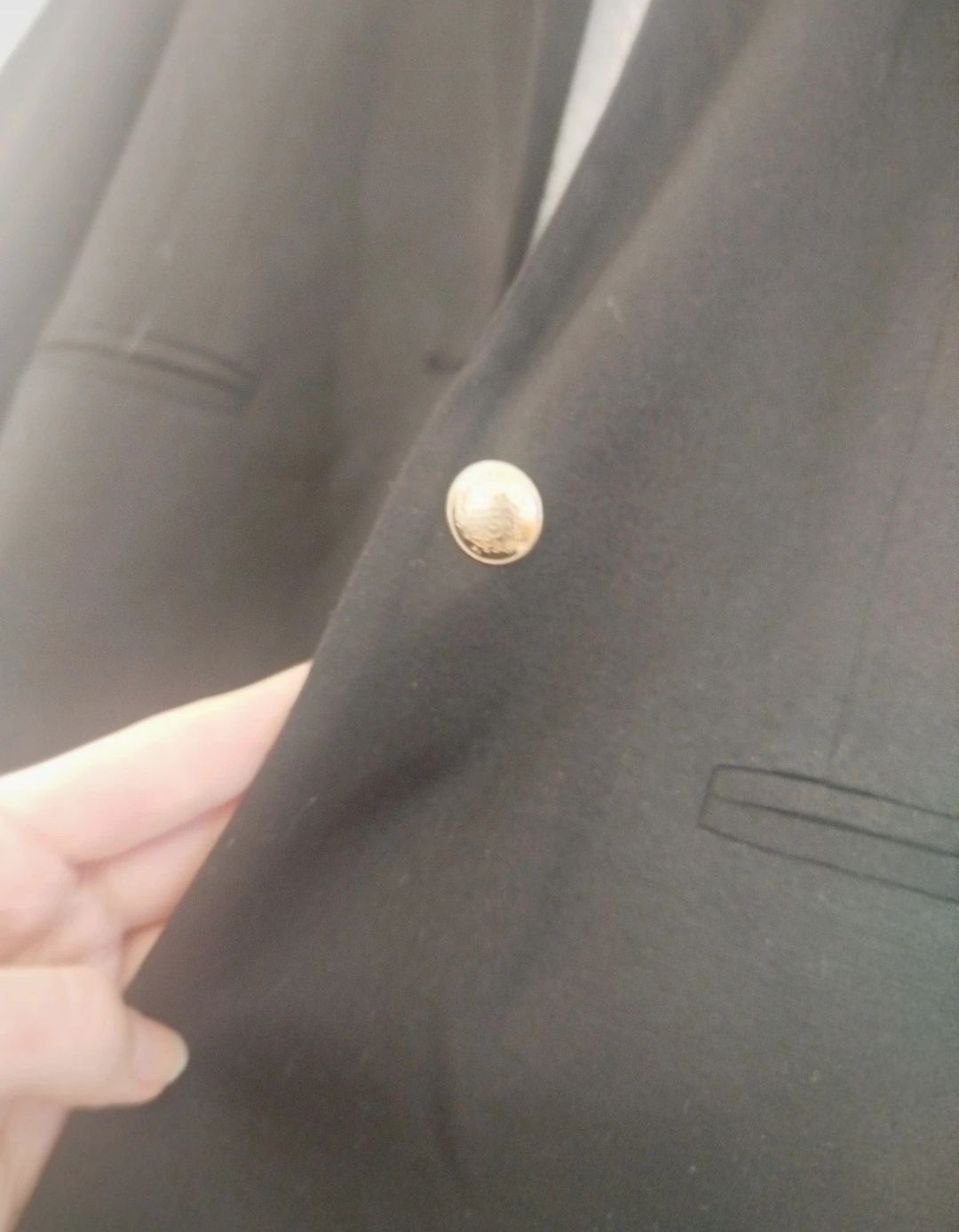 Czarna marynarka piękna elegancka