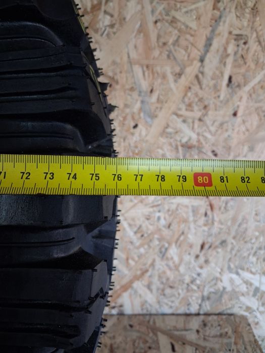 Opony terenowe  245 70 R16