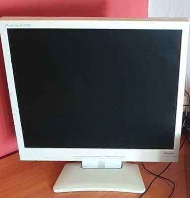 Sprzedam monitor