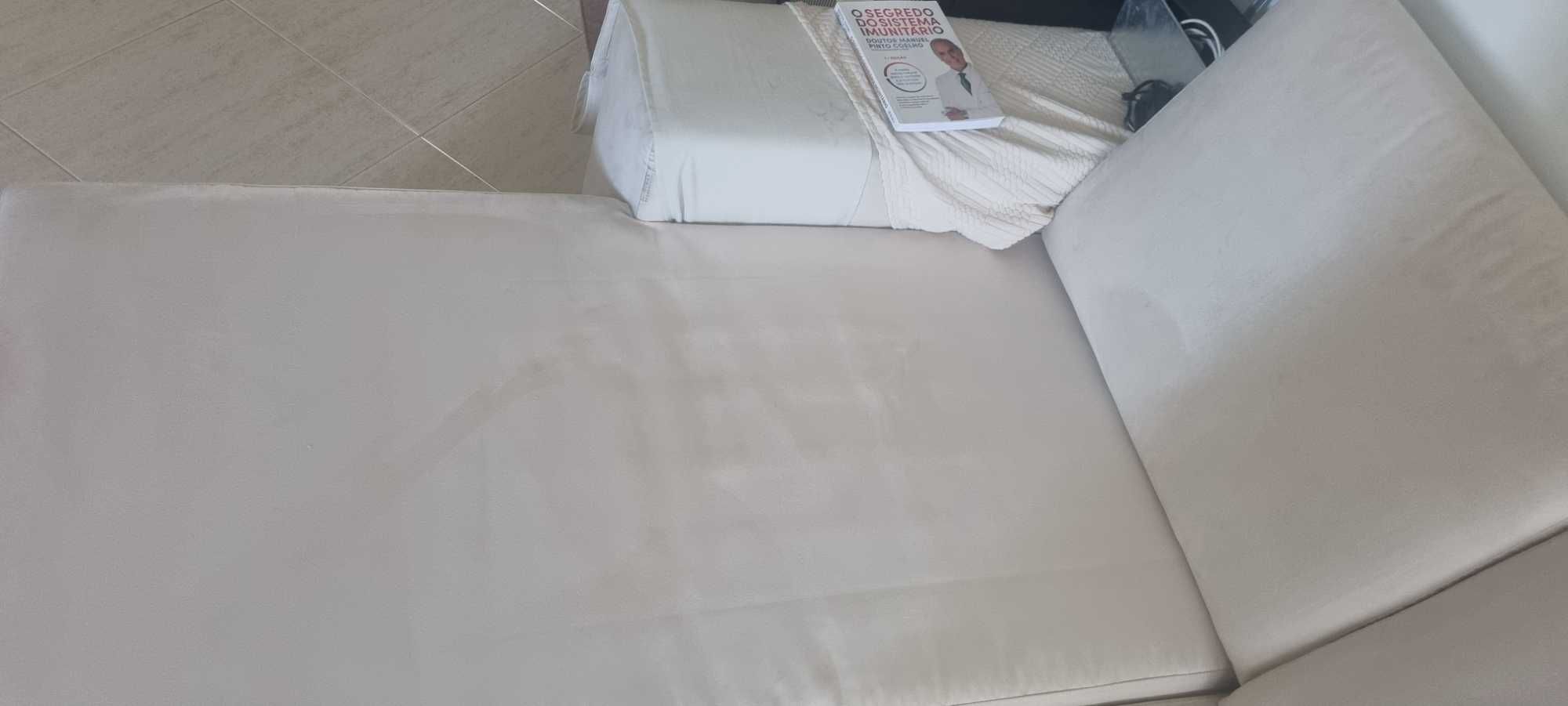 Sofá 4 lugares com chaise longue