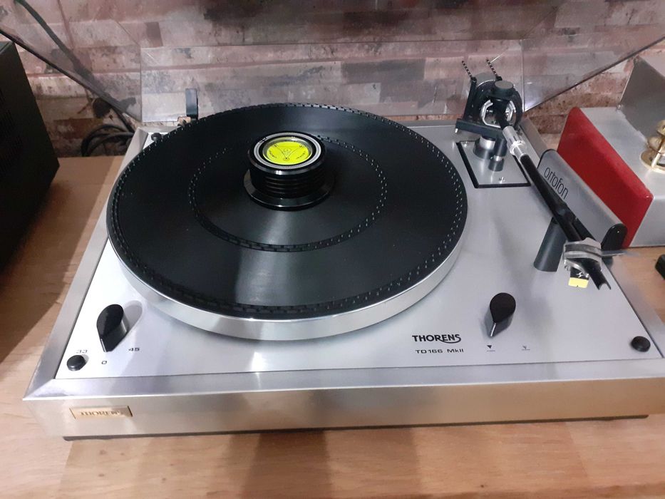 Gira discos  Thorens