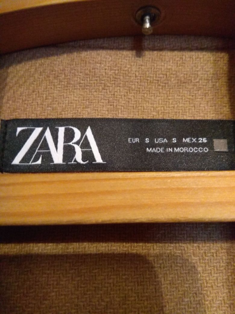 Полупальто Zara новое