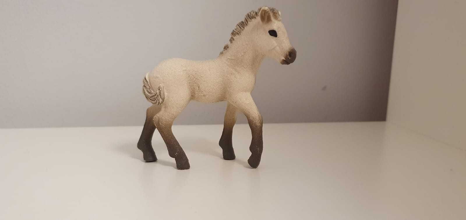 Źrebię kuca islandzkiego figurka Schleich