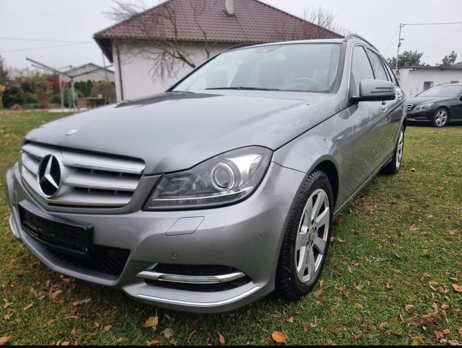 Mercedes W204.  2,2 CDI. Awangarda