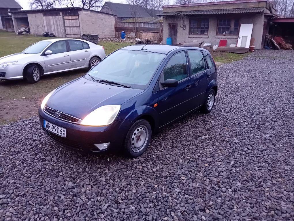 Okazja Ford Fiesta 2002 1.4 16v wersja ghia klimą elektryka zamiana