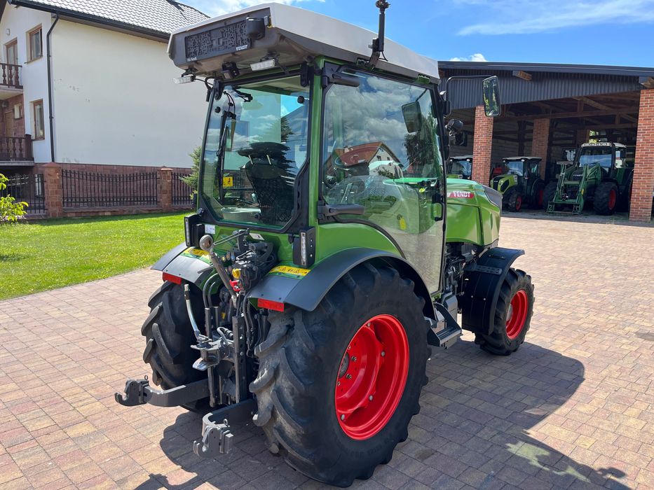 Fendt 210V PROFI idealny stan ciągnik sadowniczy 209 208