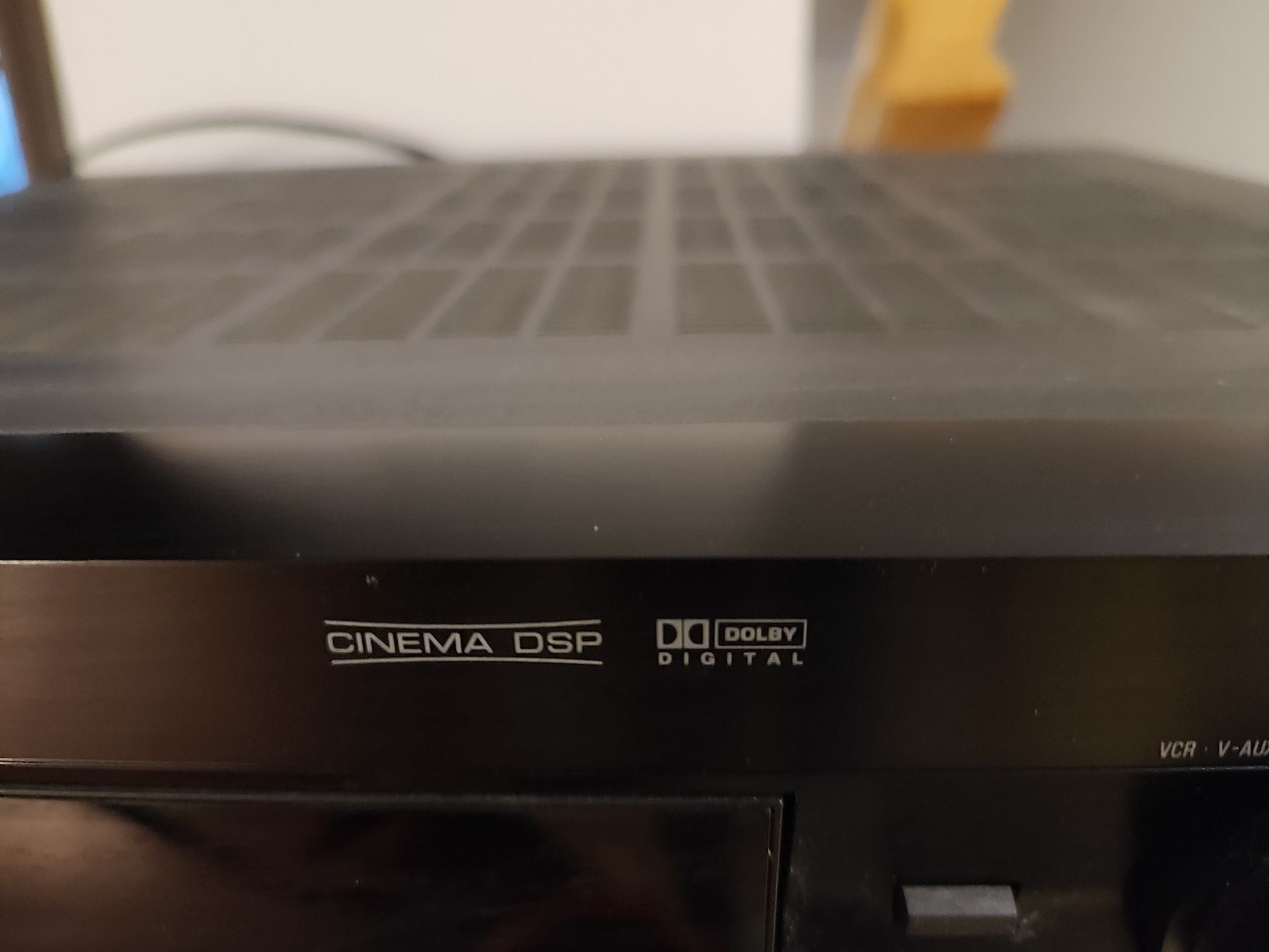 Amplituner Yamaha DSP-A595