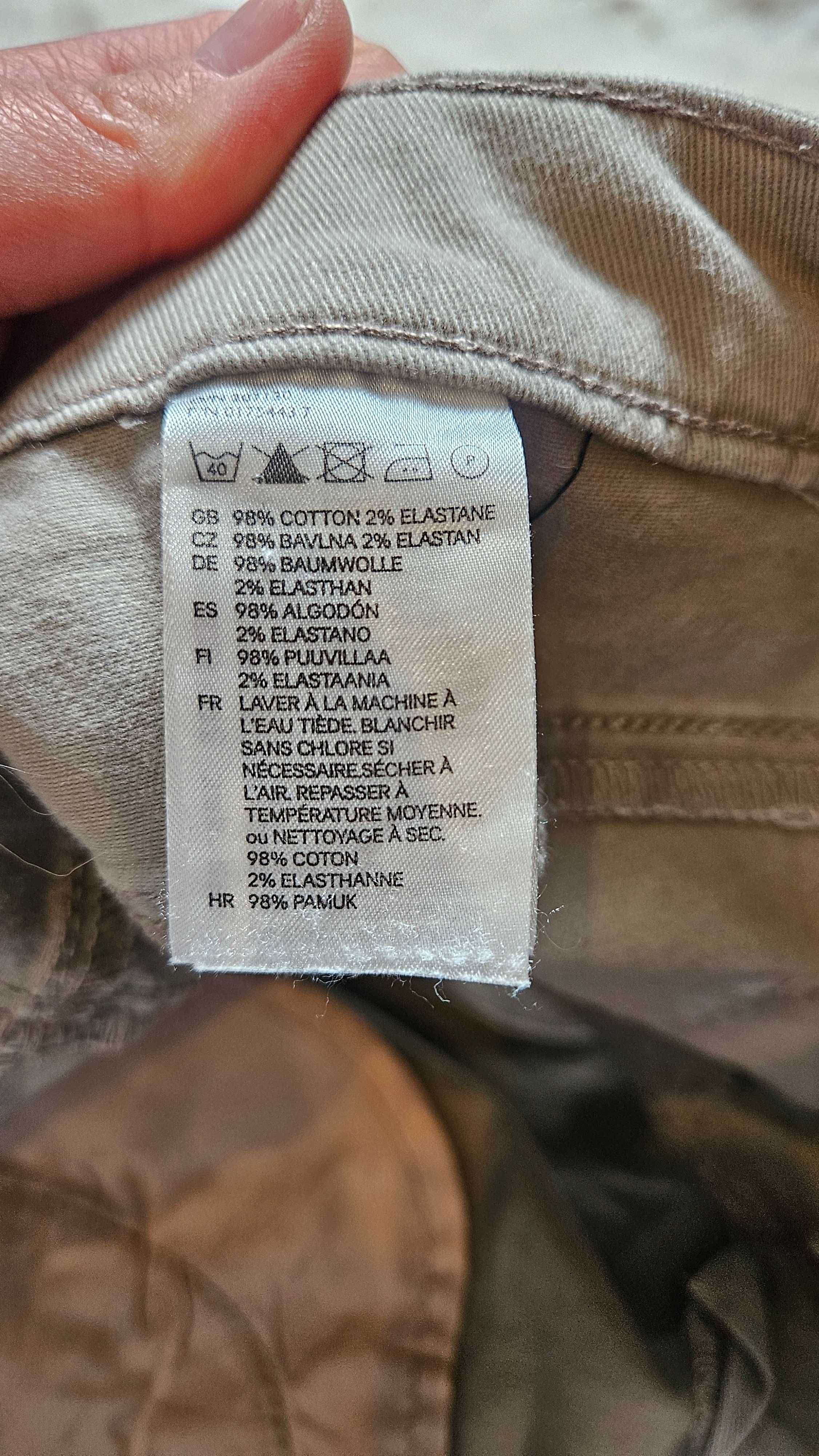 Spodenki H&M wzory wyszywane H&M l
