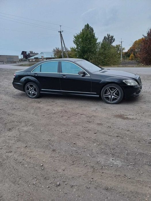 Продам мерседес 550 s класс 5.0 бензин 2008 р. Цена 13000 $