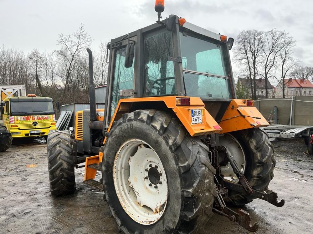 Sprzedam traktor Renault 133.14