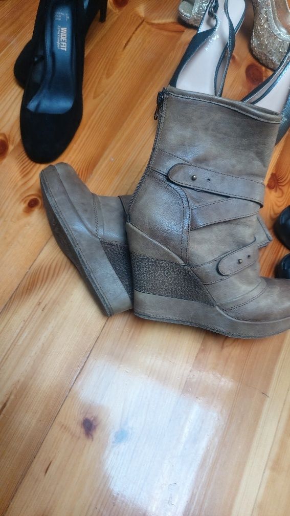 Sprzedam buty rozmiar 38