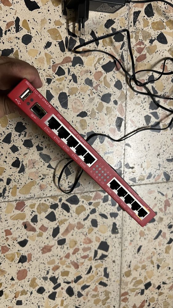 Router wifi Mikrotik vpn poe