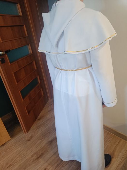 Sprzedam albę chłopięca do komunii