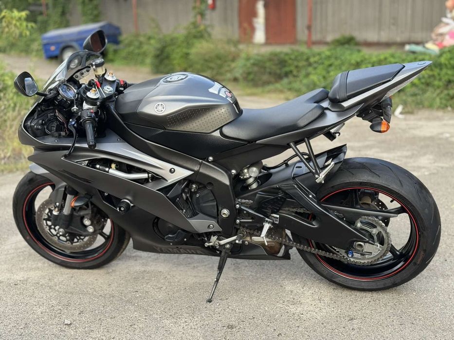 Японський мотоцикл ЯМАХА Р6 YAMAHA R6